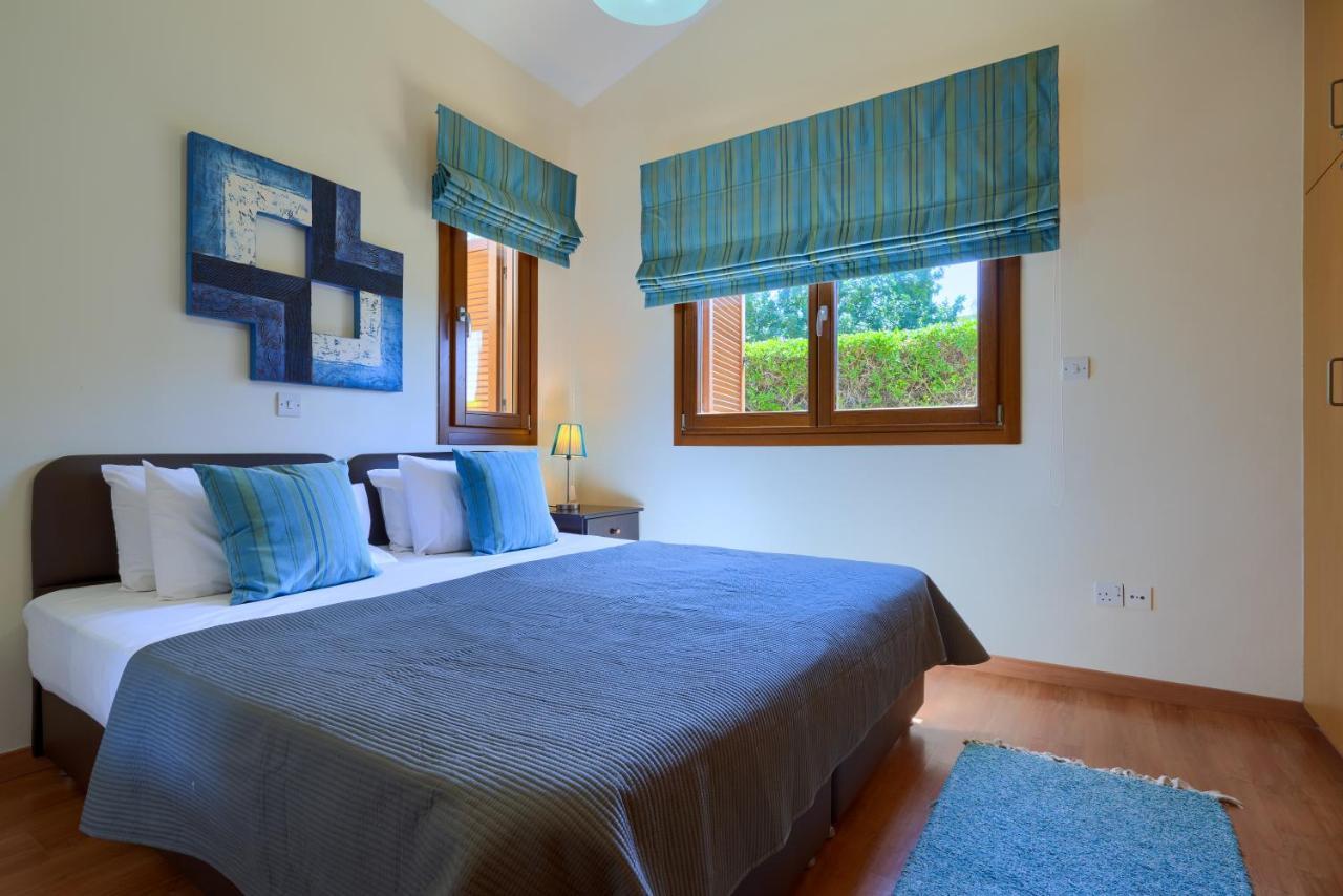 3 Bedroom Villa Madelini With Private Pool, Aphrodite Hills Resort Kouklia Bagian luar foto