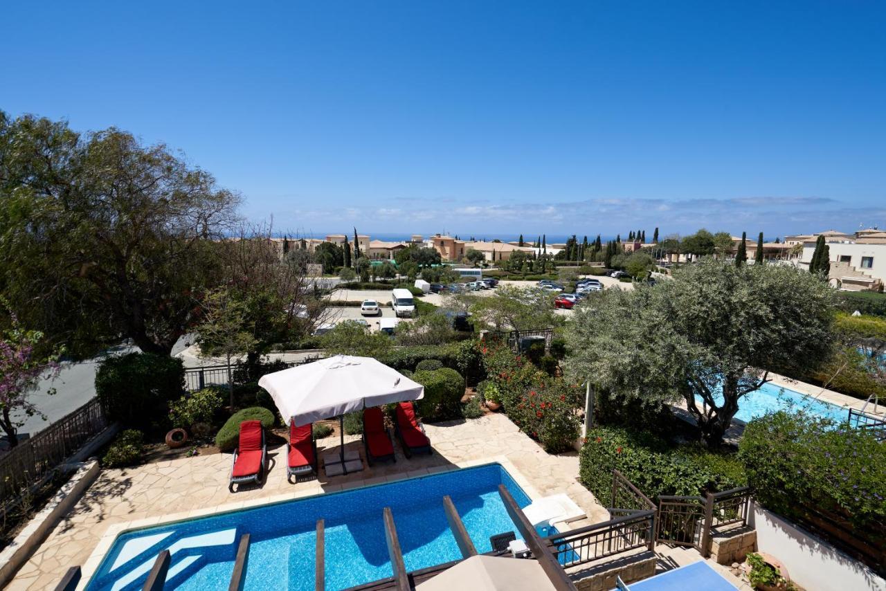 3 Bedroom Villa Madelini With Private Pool, Aphrodite Hills Resort Kouklia Bagian luar foto
