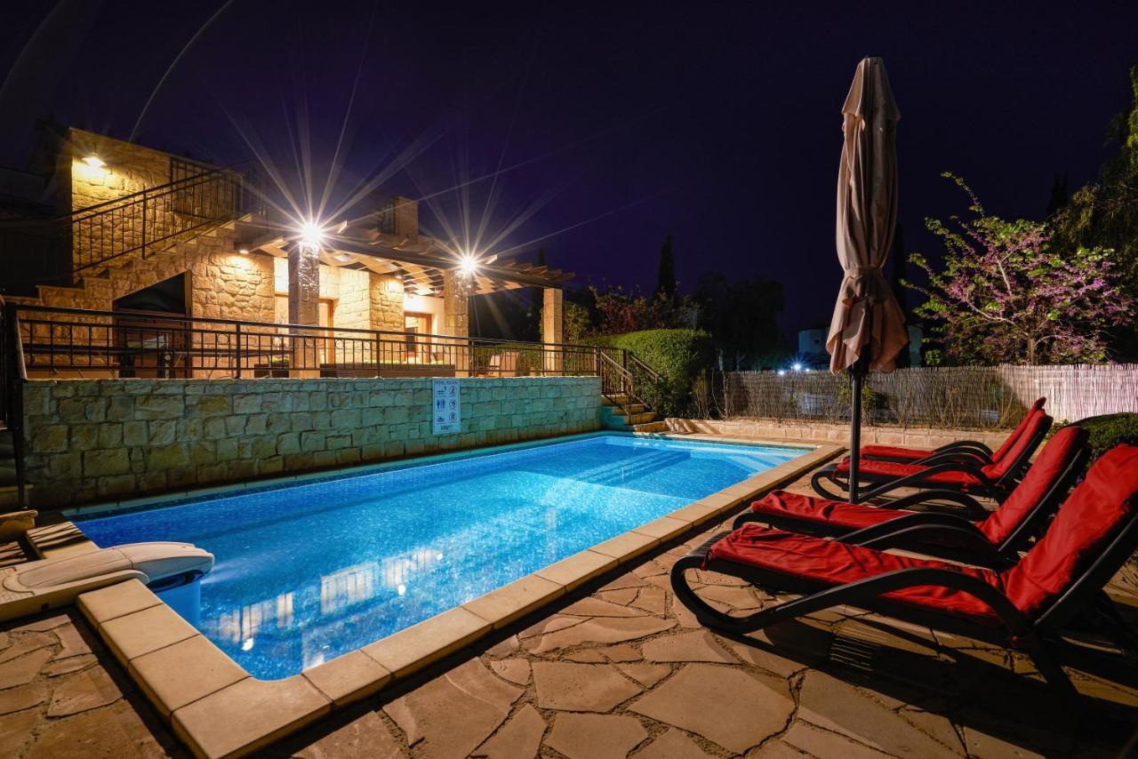 3 Bedroom Villa Madelini With Private Pool, Aphrodite Hills Resort Kouklia Bagian luar foto